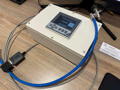 Фото Расходомер газовый Leaklab-R 0,025 - 1 л/мин. Течеискатели и вакуумные насосы. Датчики.
